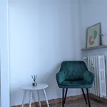 Casa Zeviani - Modern Apartment, Family Friendly, Free Public Parking * Verona