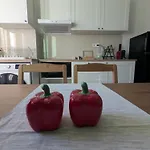 Casa Zeviani - Modern Apartment, Family Friendly, Free Public Parking Daire Verona
